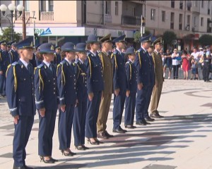PROMOŢIA „NICOLAE BĂLCESCU 200”. ABSOLVENŢII DE LA BOBOC AU FOST RIDICAŢI ÎN GRAD