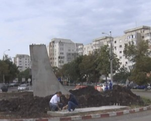 PORŢILE ORAŞULUI. AMENAJĂRI DE SEZON ÎN RONDURI