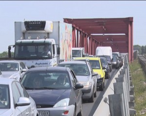 BUZĂU, ORAŞ ÎNCHIS. BLOCAJE ÎN TRAFIC, PE TIMPUL CEREMONIEI DIN ROND