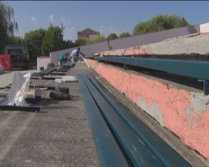 SE REPARĂ AMFITEATRUL. AICI SE VOR DESFĂŞURA ACTIVITĂŢI INTERNAŢIONALE