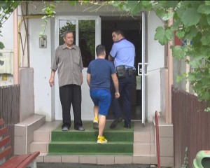 DESCOPERIRE MACABRĂ, PE FRĂSINET. CETĂŢEAN GĂSIT DECEDAT ÎN PROPRIUL APARTAMENT