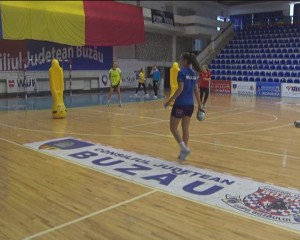 TURNEU AMICAL, LA SALA SPORTURILOR. GLORIA ÎŞI PREZINTĂ LOTUL MÂINE, DE LA ORA 18.30