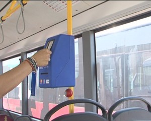 NU VOM MAI AVEA NEVOIE DE BILET. PLATA CU CARDUL, ÎN AUTOBUZ