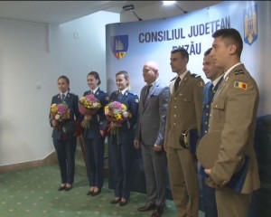 PREMII DE LA CONSILIUL JUDEŢEAN. FELICITĂRI PENTRU ŞEFII DE PROMOŢIE DE LA BOBOC