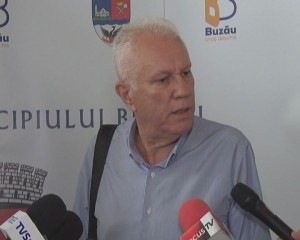 DIN NOU, DUŞURI RECI. A APĂRUT O AVARIE LA RACORDUL PT 40