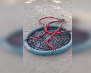 COPIL RĂNIT ÎN PARCUL CRÂNG. UN LEAGĂN A CĂZUT PESTE EL