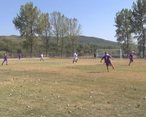 BAZĂ SPORTIVĂ NOUĂ, LA ALDENI. INVESTIŢIE DE 500.000 LEI