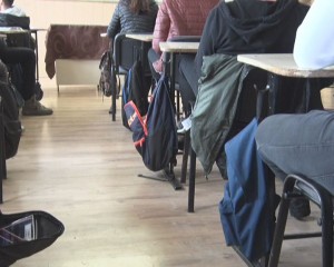 FĂRĂ BURSE DE MERIT. CONSILIERII MUNICIPALI AU RESPINS PROIECTUL