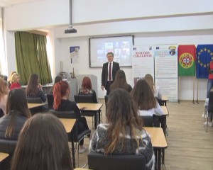EMOŢII PENTRU ELEVII LICEULUI TEHNIC. AU AFLAT CINE SUNT CEI CARE VOR PLECA ÎN PORTUGALIA