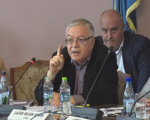 CONTRE ÎN CLM. UN CONSILIER PSD S-A OPUS UNUI PROIECT INIŢIAT DE TOMA