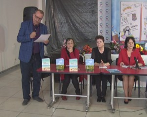DUBLĂ LANSARE DE CARTE. VOLUMELE AU FOST LANSATE CHIAR DE ZIUA AUTOAREI