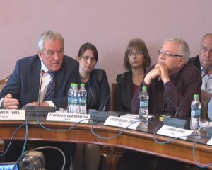NOUA FIRMĂ DE ASFALT, PE REPEDE ÎNAINTE. ÎNCĂ O ŞEDINŢĂ DE C.L.M. CU SCANDAL