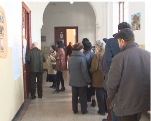 ALEGERILE MOBILIZEAZĂ ÎN JUDEŢ PESTE 1300 DE ANGAJAŢI AI MAI