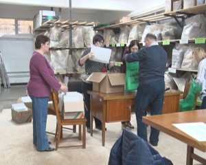 ULTIMELE PREGĂTIRI PENTRU ALEGERI. PESTE 380.000 DE ALEGĂTORI, 426 DE SECŢII