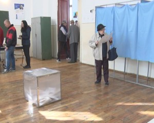 APROAPE 48%, PREZENŢA LA URNE, ÎN JUDEŢUL BUZĂU. PESTE 183.000 DE VOTANŢI, ÎN 426 DE SECŢII