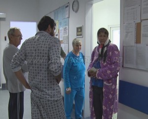 VOT CU URNA MOBILĂ, LA SPITAL. 66 DE PACIENȚI AU SOLICITAT SĂ VOTEZE LA PREZIDENȚIALE