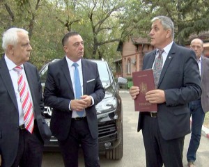 COSTEL VÎNĂTORU, DAT LA O PARTE DE LA BANCA DE GENE. LOCUL SĂU, LUAT DE DIRECTORUL AGENŢIEI PENTRU FINANŢAREA INVESTIŢIILOR RURALE