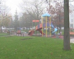 INVITATIE LA JOACĂ. SE CONSTRUIESC NOI LOCURI DE JOACĂ PENTRU COPII