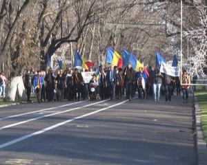MOBILIZARE GENERALĂ ÎMPOTRIVA DEMITERII LUI COSTEL VÂNĂTORU. MITING LA BUZĂU, ÎN SPRIJINUL CERCETĂTORULUI DEMIS