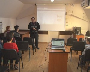 LECŢIE DEMONSTRATIVĂ A MICILOR INFORMATICIENI. LE-AU ARĂTAT PĂRINŢILOR CE AU ÎNVĂŢAT