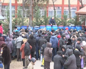 COZI LA AGHIASMA MARE. APĂ SFINŢITĂ PENTRU TOŢI ENORIAŞII
