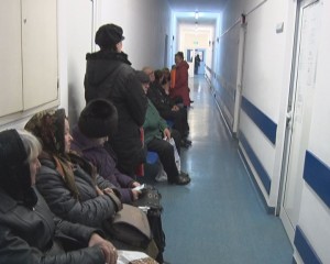 MEDICII, ÎN ALERTĂ. BOLILE REUMATICE AFECTEAZĂ DIN CE ÎN CE MAI MULŢI TINERI