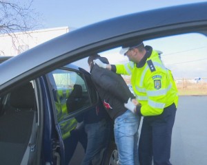 AUTORITATE SPORITĂ PENTRU POLIŢIŞTII DE LA RUTIERĂ. POT SĂ REŢINĂ ŞOFERII RECALCITRANŢI