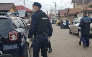 SE SIMT NEGLIJAȚI DE AUTORITĂȚI. CETĂȚENII AFLAȚI ÎN IZOLARE SPUN CĂ NU S-A INTERESAT NIMENI DE EI