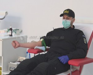 POLIȚIȘTII DONEAZĂ SÂNGE! PESTE 120 DE CADRE, LA CENTRUL DE TRANSFUZII