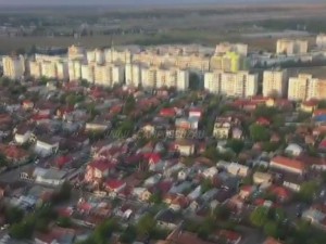 STRĂZI MONITORIZATE ŞI DIN ELICOPTER. ORAŞELE BUZĂU ŞI RM. SĂRAT, SURVOLATE