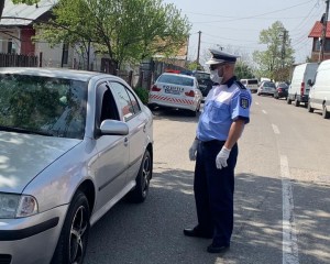 A SCĂZUT NUMĂRUL BUZOIENILOR AFLAŢI ÎN IZOLARE LA DOMICILIU. NUMĂRUL CAZURILOR CONFIRMATE RĂMÂNE ACELAŞI