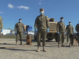 MILITARII BUZOIENI, ÎN STRADĂ, DE ZIUA LOR. ASTĂZI A FOST SĂRBĂTORITĂ ZIUA FORŢELOR TERESTRE