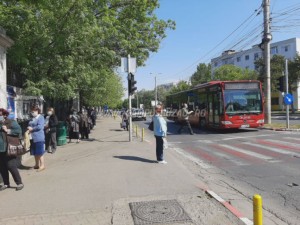 AUTOBUZELE TRANS BUS, PROGRAM NORMAL. SE VOR MENȚINE MĂSURILE DE PROTECȚIE