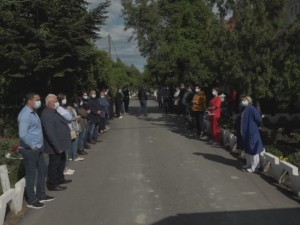 PROTEST SPONTAN LA SĂPOCA. ANGAJAȚII AU SOLICITAT DEMISIA MANAGERULUI