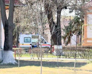 PRIMII PACIENȚI CU COVID INTERNAȚI LA BUZĂU. DOUĂ SECȚII SUNT REZERVATE CELOR INFECTAȚI
