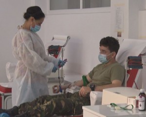 SÂNGE SALVATOR. AFLUX DE DONATORI LA CENTRUL DE TRANSFUZIE SANGUINĂ