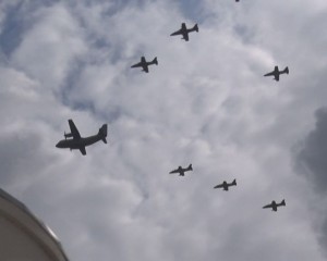 AU SURVOLAT BUZĂUL, DE ZIUA AVIAȚIEI ȘI A FORȚELOR AERIENE