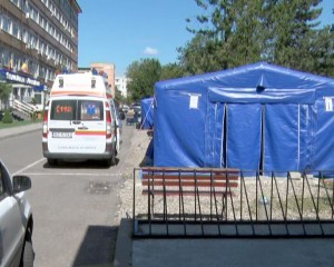 TREI DECESE ȘI 24 DE CAZURI NOI DE COVID. FOCAR DE CORONAVIRUS, ÎN ARESTUL IPJ BUZĂU