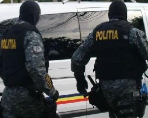 PERCHEZIȚII DE AMPLOARE LA BUZĂU. SUNT VIZATE PERSOANE BĂNUITE DE EVAZIUNE ȘI SPĂLARE DE BANI