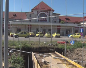 ȘANTIER ÎN GIRATORIU. URBIS A ÎNCEPUT AMENAJAREA SENSULUI GIRATORIU