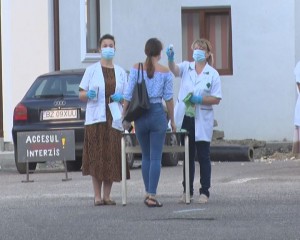 EXAMEN DE TITULARIZARE, ÎN CONDIȚII SPECIALE. CONCURSUL A FOST SUSȚINUT ÎN DOUĂ CENTRE