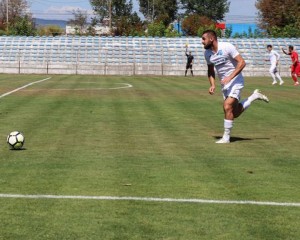 ROȘ-ALBAȘTRII SE URNESC GREU. GLORIA A PIERDUT AMICALUL CU FOCȘANI