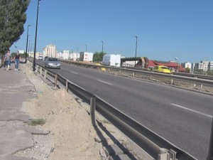 VEDERE DE PE POD. SISTEM NOU DE ILUMINAT PE PODUL DRĂGĂICII