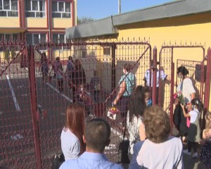 DIN NOU LA ȘCOALĂ. TOATE UNITĂŢILE ŞCOLARE DIN ORAŞ SUNT PREGĂTITE