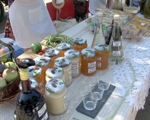 MIERE PUȚINĂ. APICULTORII BUZOIENI AU AVUT UN AN NEFAST