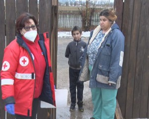 FAMILIE GRAV AFECTATĂ DE BOALĂ, AJUTATĂ DE CRUCEA ROȘIE. CAMPANIE INIȚIATĂ DE ELEVII LICEULUI HENRI COANDĂ