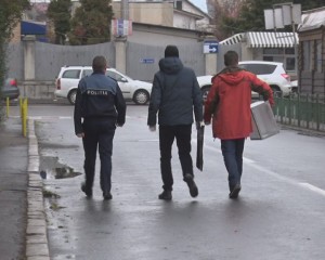 DOUĂ DOSARE PENALE LA ALEGERI. AU VRUT SĂ VOTEZE DE 2 ORI