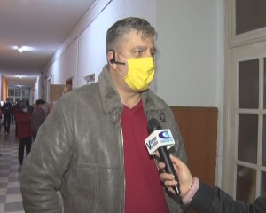 MEDICUL ADRIAN ZOICAN A VOTAT PENTRU O ROMÂNIE NORMALĂ. S-A PREZENTAT LA URME DEBORDÂND DE VESELIE