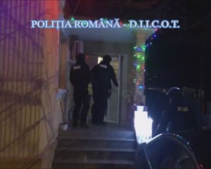 TINERE EXPLOATATE SEXUAL. 400.000 DE EURO, CÂȘTIGUL PROXENEȚILOR