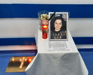 TÂNĂRĂ ASISTENTĂ LA UPU, RĂPUSĂ DE COVID. AFLATĂ ÎN STARE GRAVĂ, EA A NĂSCUT PREMATUR